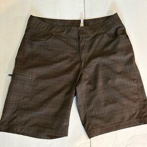 LL Bean Shorts brown plaid with drawstring